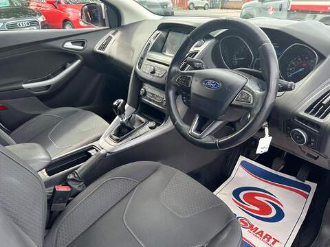 Ford Focus 1.0T EcoBoost Zetec Edition Hatchback 5dr Petrol Manual Euro 6 (s/s) (125 ps) - U661