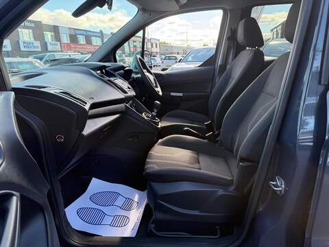 Ford Tourneo Connect 1.6 TDCi Zetec MPV 5dr Diesel Manual Euro 5 (115 ps) - U663