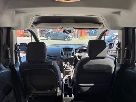 Ford Tourneo Connect 1.6 TDCi Zetec MPV 5dr Diesel Manual Euro 5 (115 ps) - U663
