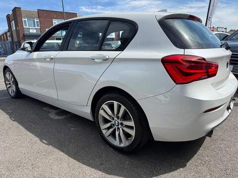 BMW 1 Series 1.5 118i Sport Hatchback 5dr Petrol Manual Euro 6 (s/s) (136 ps) - U667