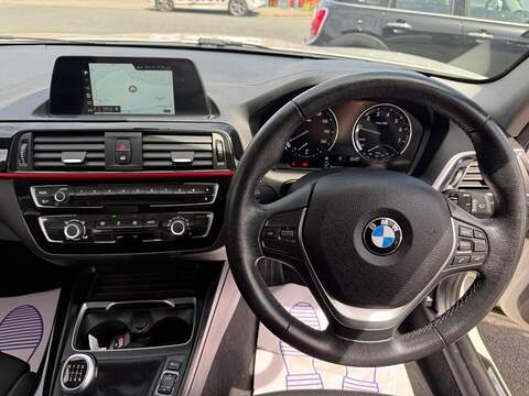 BMW 1 Series 1.5 118i Sport Hatchback 5dr Petrol Manual Euro 6 (s/s) (136 ps) - U667