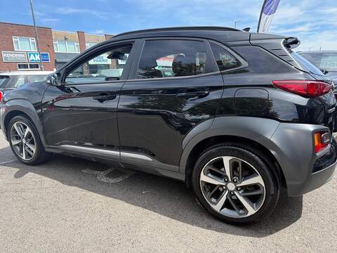 Hyundai KONA 1.0 T-GDi Blue Drive Premium SE SUV 5dr Petrol Manual Euro 6 (s/s) (120 ps) - U668