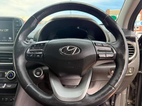 Hyundai KONA 1.0 T-GDi Blue Drive Premium SE SUV 5dr Petrol Manual Euro 6 (s/s) (120 ps) - U668