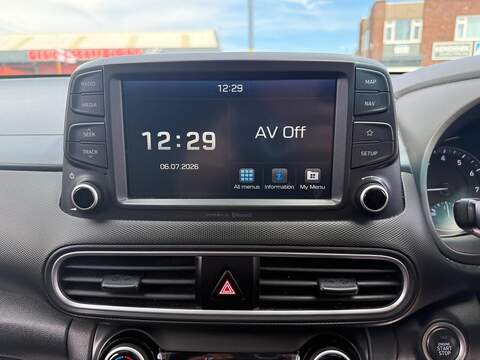 Hyundai KONA 1.0 T-GDi Blue Drive Premium SE SUV 5dr Petrol Manual Euro 6 (s/s) (120 ps) - U668