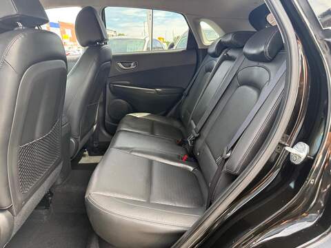 Hyundai KONA 1.0 T-GDi Blue Drive Premium SE SUV 5dr Petrol Manual Euro 6 (s/s) (120 ps) - U668