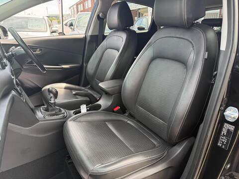 Hyundai KONA 1.0 T-GDi Blue Drive Premium SE SUV 5dr Petrol Manual Euro 6 (s/s) (120 ps) - U668