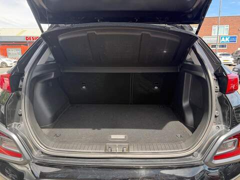 Hyundai KONA 1.0 T-GDi Blue Drive Premium SE SUV 5dr Petrol Manual Euro 6 (s/s) (120 ps) - U668