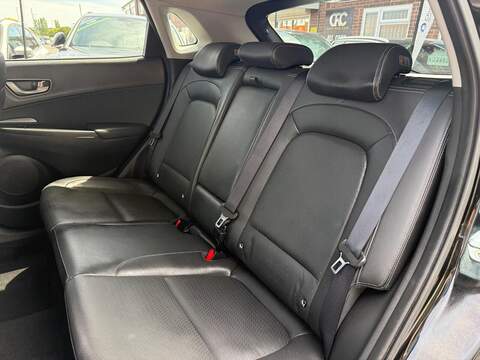 Hyundai KONA 1.0 T-GDi Blue Drive Premium SE SUV 5dr Petrol Manual Euro 6 (s/s) (120 ps) - U668