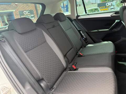Volkswagen Tiguan 1.5 TSI EVO Match SUV 5dr Petrol Manual Euro 6 (s/s) (150 ps) - U669