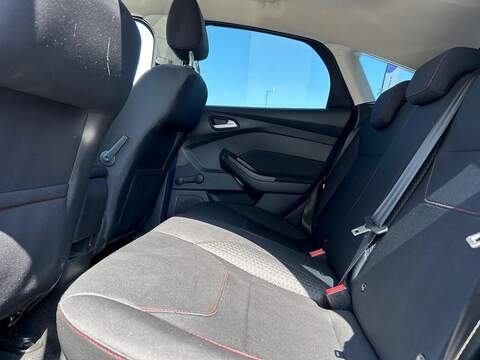 Ford Focus 1.0T EcoBoost Zetec S Euro 6 (s/s) 5dr - U67