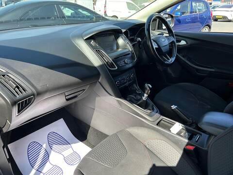 Ford Focus 1.0T EcoBoost Zetec S Euro 6 (s/s) 5dr - U67