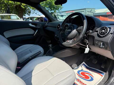 Audi A1 1.4 TFSI S line Hatchback 3dr Petrol Manual Euro 5 (s/s) (122 ps) - U674