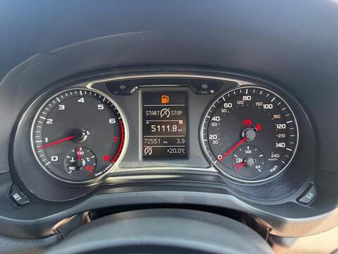 Audi A1 1.4 TFSI S line Hatchback 3dr Petrol Manual Euro 5 (s/s) (122 ps) - U674