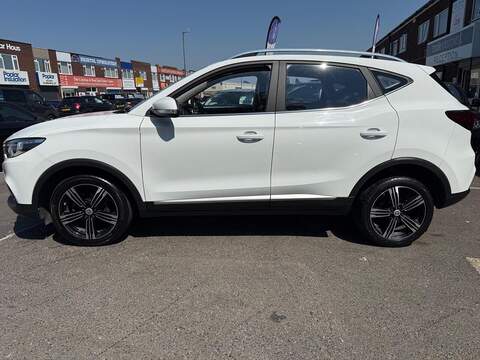 MG MG ZS 1.5 VTi-TECH Exclusive SUV 5dr Petrol Manual Euro 6 (s/s) (106 ps) - U675
