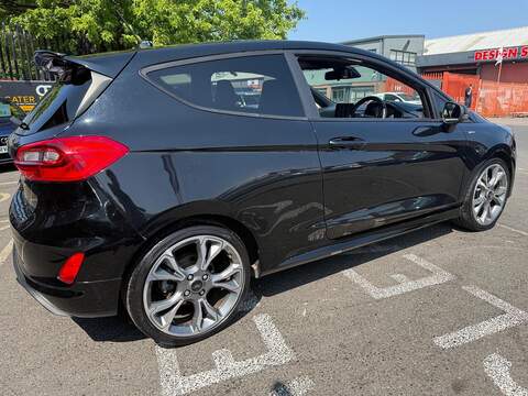 Ford Fiesta 1.0T EcoBoost ST-Line Hatchback 3dr Petrol Manual Euro 6 (s/s) (125 ps) - U676