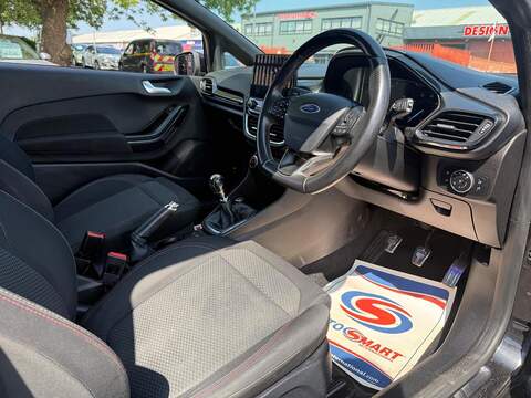 Ford Fiesta 1.0T EcoBoost ST-Line Hatchback 3dr Petrol Manual Euro 6 (s/s) (125 ps) - U676