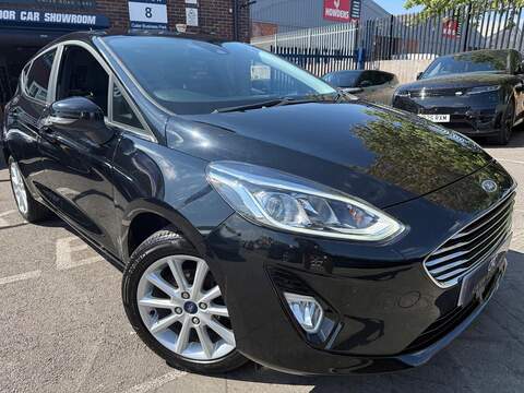 Ford Fiesta 2.1 A200d AMG Line (Premium) Hatchback 5dr Diesel 7G-DCT Euro 6 (s/s) (136 ps)