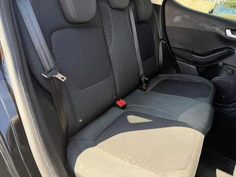 Ford Fiesta 1.0T EcoBoost GPF Titanium Hatchback 5dr Petrol Manual Euro 6 (s/s) (125 ps) - U678
