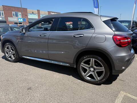 Mercedes-Benz GLA 2.1 GLA200d AMG Line (Premium Plus) SUV 5dr Diesel Manual Euro 6 (s/s) (136 ps) - U679