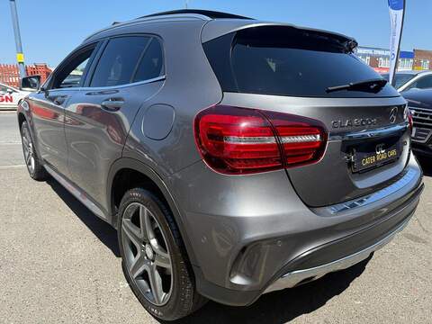 Mercedes-Benz GLA 2.1 GLA200d AMG Line (Premium Plus) SUV 5dr Diesel Manual Euro 6 (s/s) (136 ps) - U679