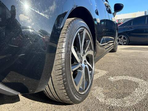 DS AUTOMOBILES DS 3 1.2 PureTech Connected Chic Euro 6 3dr - U68