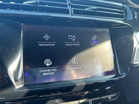 DS AUTOMOBILES DS 3 1.2 PureTech Connected Chic Euro 6 3dr - U68