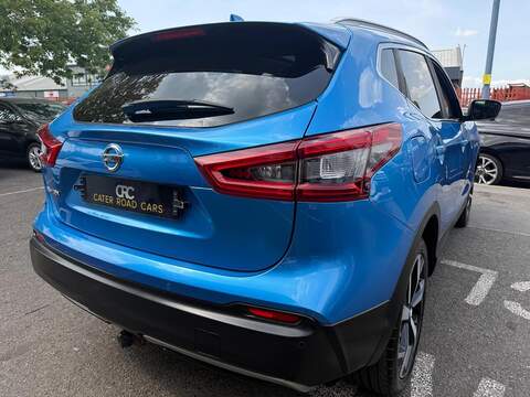 Nissan Qashqai 1.6 dCi Tekna 4WD Euro 6 (s/s) 5dr - U682