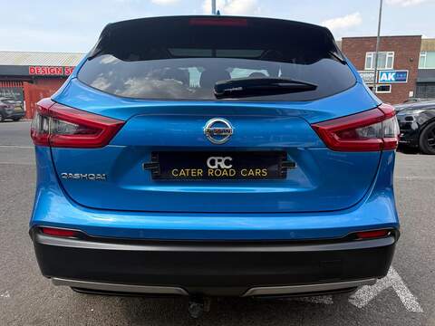 Nissan Qashqai 1.6 dCi Tekna 4WD Euro 6 (s/s) 5dr - U682
