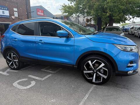 Nissan Qashqai 1.6 dCi Tekna 4WD Euro 6 (s/s) 5dr - U682