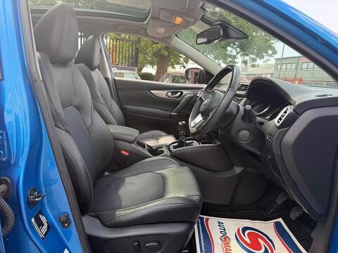 Nissan Qashqai 1.6 dCi Tekna 4WD Euro 6 (s/s) 5dr - U682