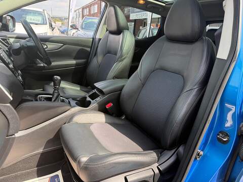 Nissan Qashqai 1.6 dCi Tekna 4WD Euro 6 (s/s) 5dr - U682