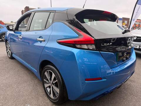 Nissan Leaf 40kWh Acenta Hatchback 5dr Electric Auto (150 ps) - U684