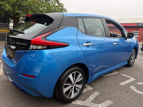 Nissan Leaf 40kWh Acenta Hatchback 5dr Electric Auto (150 ps) - U684