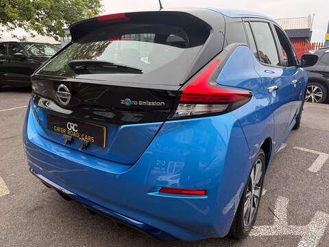 Nissan Leaf 40kWh Acenta Hatchback 5dr Electric Auto (150 ps) - U684