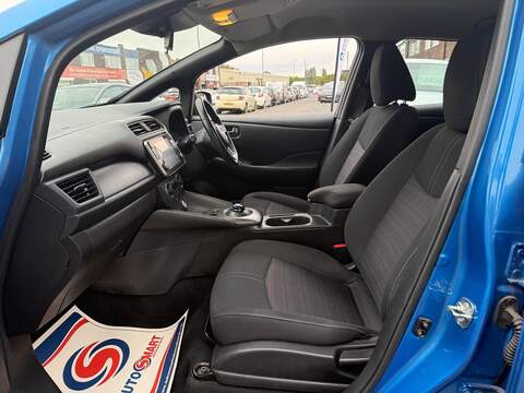 Nissan Leaf 40kWh Acenta Hatchback 5dr Electric Auto (150 ps) - U684