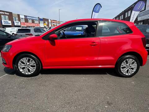 Volkswagen Polo 1.0 BlueMotion Tech SE Hatchback 3dr Petrol Manual Euro 6 (s/s) (60 ps) - U685