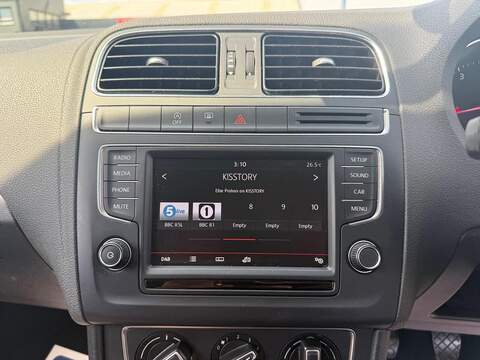 Volkswagen Polo 1.0 BlueMotion Tech SE Hatchback 3dr Petrol Manual Euro 6 (s/s) (60 ps) - U685