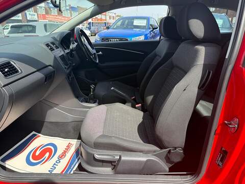 Volkswagen Polo 1.0 BlueMotion Tech SE Hatchback 3dr Petrol Manual Euro 6 (s/s) (60 ps) - U685