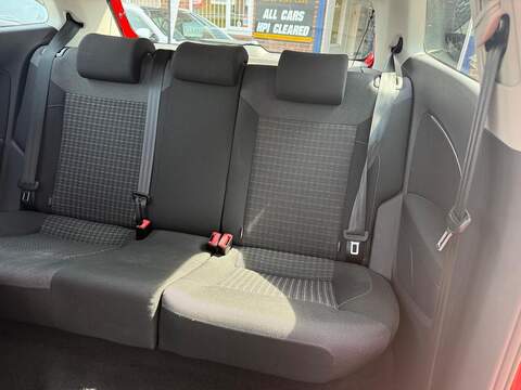 Volkswagen Polo 1.0 BlueMotion Tech SE Hatchback 3dr Petrol Manual Euro 6 (s/s) (60 ps) - U685