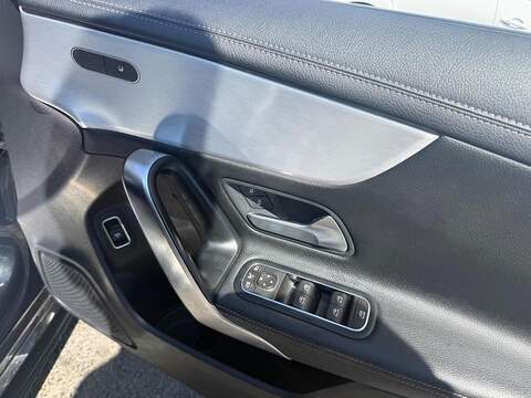 Mercedes-Benz CLA 2.0 CLA220 AMG Line Coupe 4dr Petrol 7G-DCT Euro 6 (s/s) (190 ps) - U686