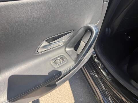 Mercedes-Benz CLA 2.0 CLA220 AMG Line Coupe 4dr Petrol 7G-DCT Euro 6 (s/s) (190 ps) - U686