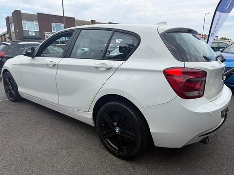 BMW 1 Series 2.0 116d Sport Hatchback 5dr Diesel Manual Euro 5 (s/s) (116 ps) - U687
