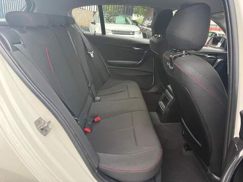 BMW 1 Series 2.0 116d Sport Hatchback 5dr Diesel Manual Euro 5 (s/s) (116 ps) - U687