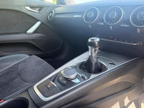 Audi TT 2.0 TFSI Sport Coupe 3dr Petrol Manual Euro 6 (s/s) (230 ps) - U689