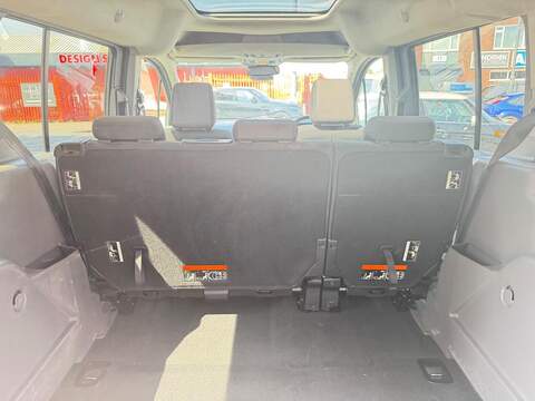 Ford Grand Tourneo Connect 1.5 EcoBlue Titanium MPV 5dr Diesel Auto Euro 6 (s/s) (120 ps) - U690
