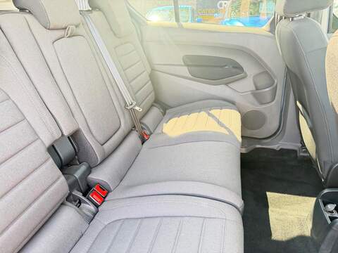 Ford Grand Tourneo Connect 1.5 EcoBlue Titanium MPV 5dr Diesel Auto Euro 6 (s/s) (120 ps) - U690