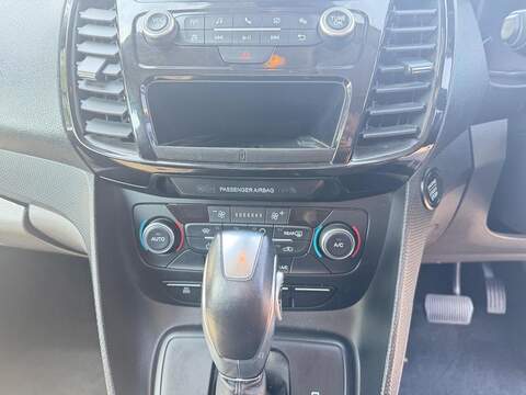 Ford Grand Tourneo Connect 1.5 EcoBlue Titanium MPV 5dr Diesel Auto Euro 6 (s/s) (120 ps) - U690