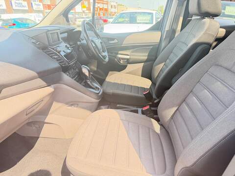 Ford Grand Tourneo Connect 1.5 EcoBlue Titanium MPV 5dr Diesel Auto Euro 6 (s/s) (120 ps) - U690