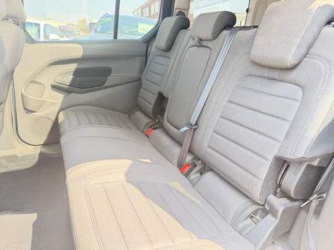 Ford Grand Tourneo Connect 1.5 EcoBlue Titanium MPV 5dr Diesel Auto Euro 6 (s/s) (120 ps) - U690