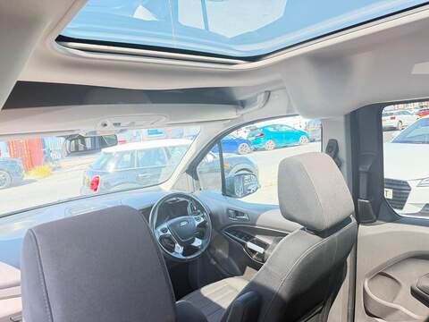 Ford Grand Tourneo Connect 1.5 EcoBlue Titanium MPV 5dr Diesel Auto Euro 6 (s/s) (120 ps) - U690